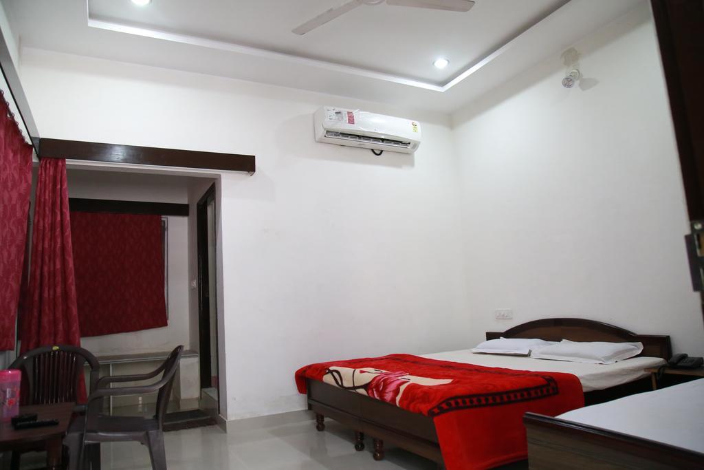 אודייפור Hotel Ramnivas מראה חיצוני תמונה